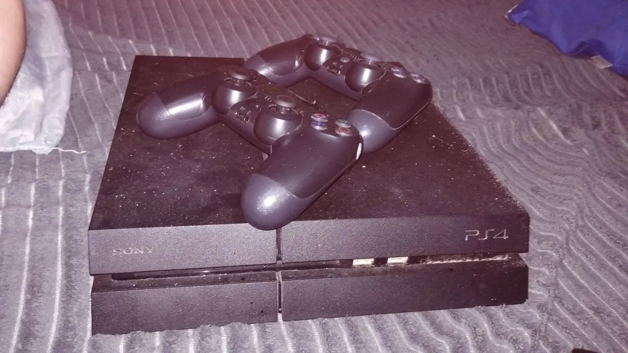 Vende-se PS4  - Foto 2