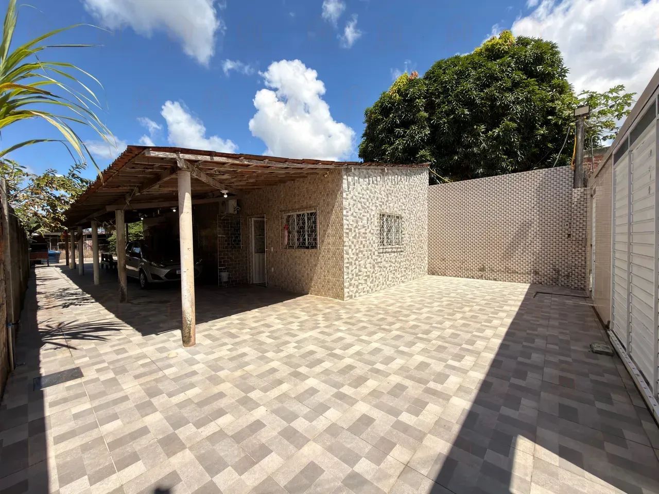 Casa com 500m² - mini chácara no Village - Foto 2