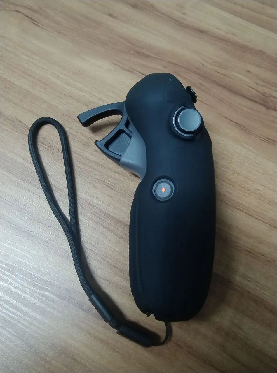 Dji controller Motion 3  em excelente estado de conservação com capinha de silicone  - Foto 5