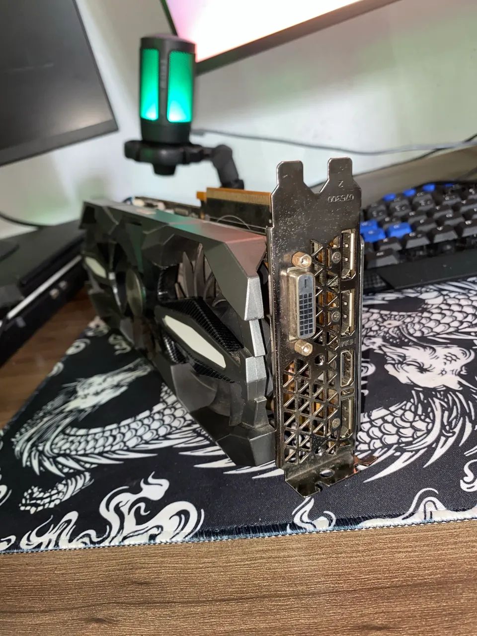GTX 1080 Zotac 8GB - Foto 2