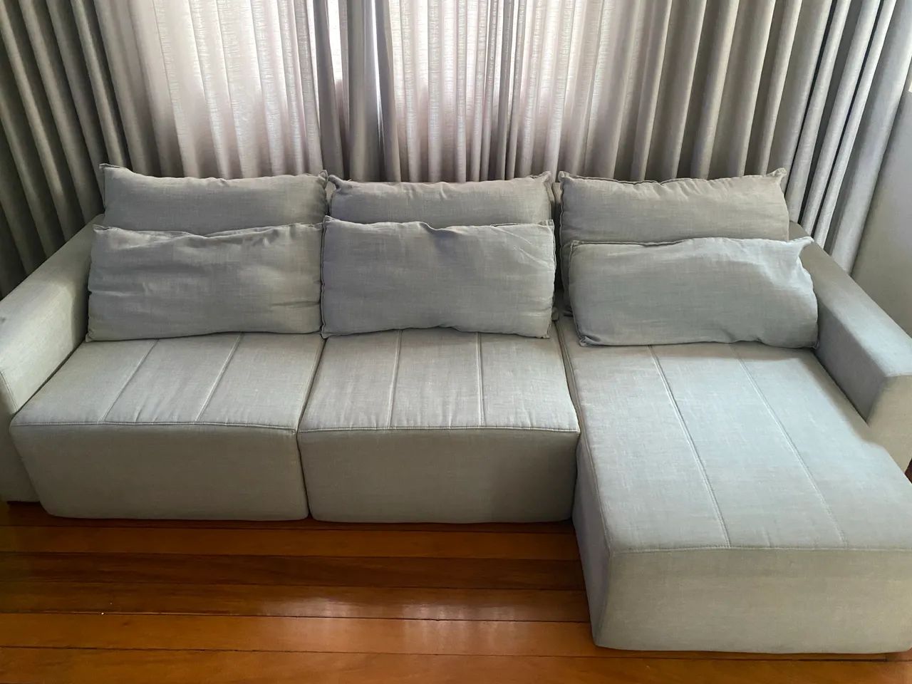 Sofá linho retrátil cinza - Foto 4