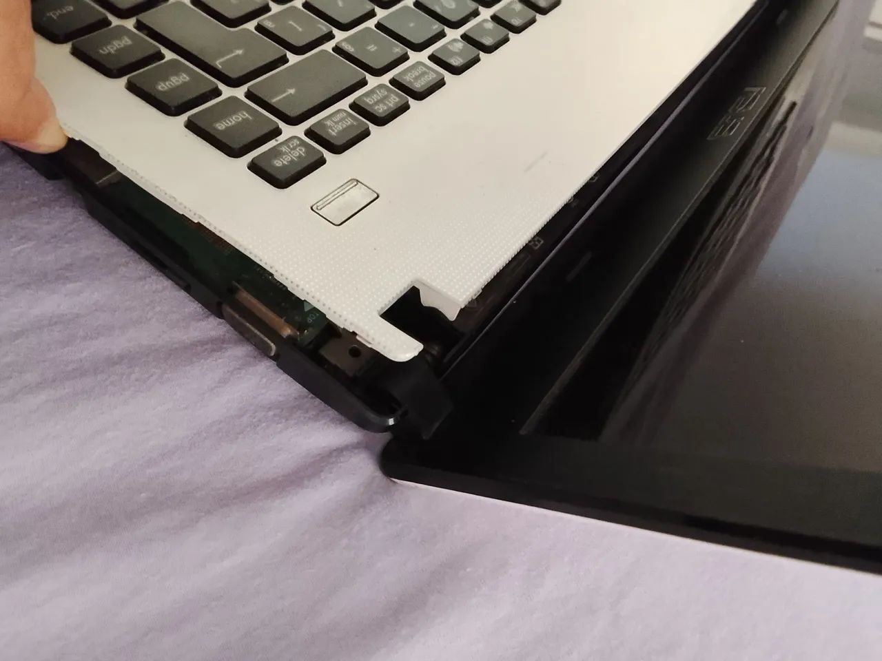 Notebook Asus (Com defeito) - Foto 4