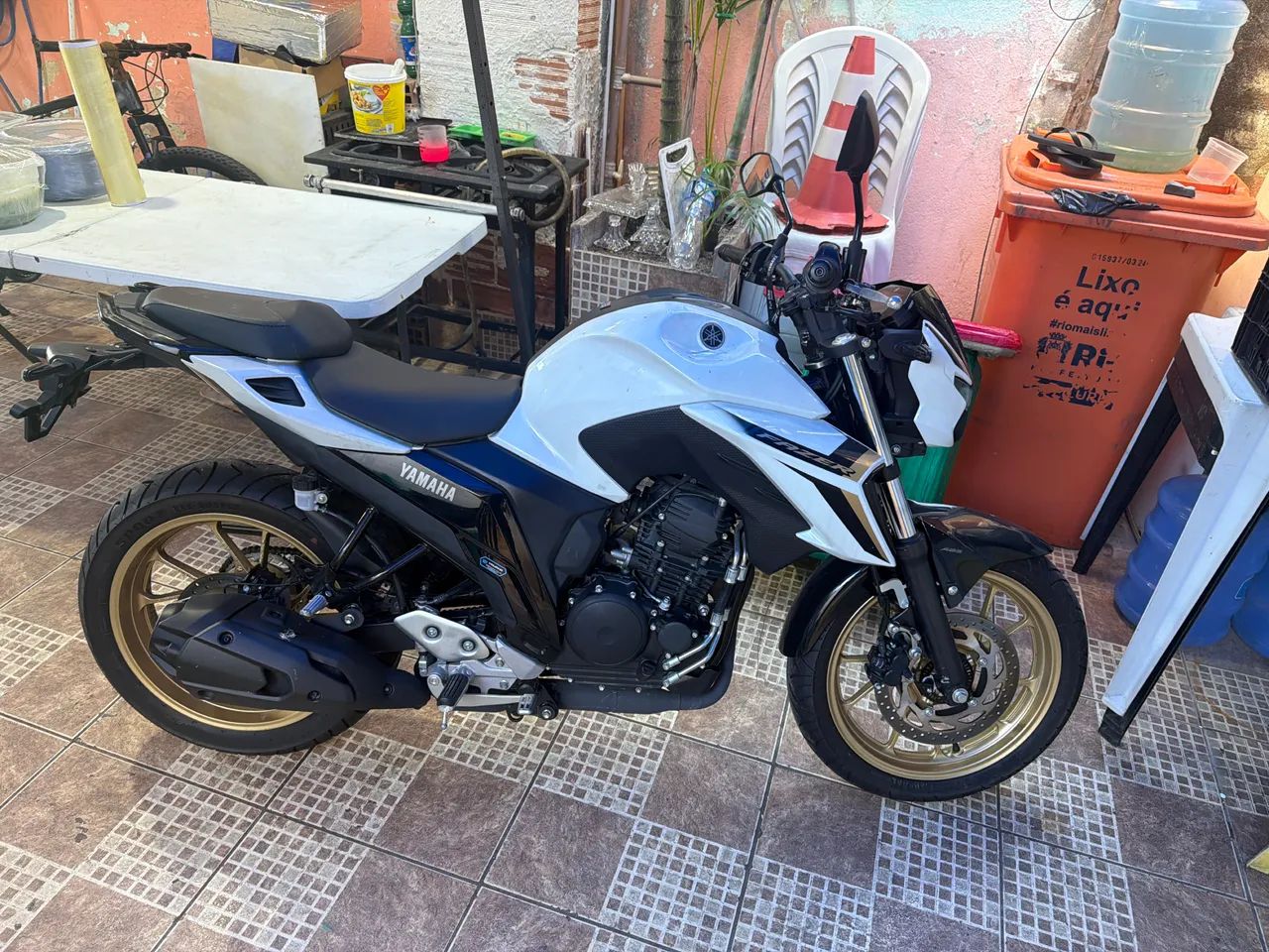 VENDO MOTO ZERO KM - Foto 2