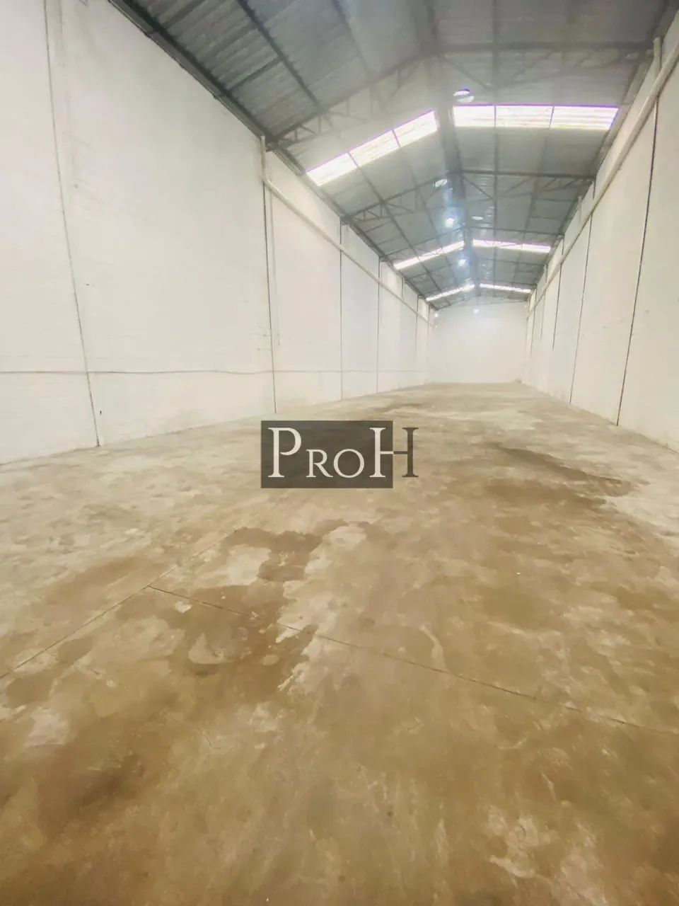Galpão 715 m²  R$ 2.500.000,00 - Foto 3