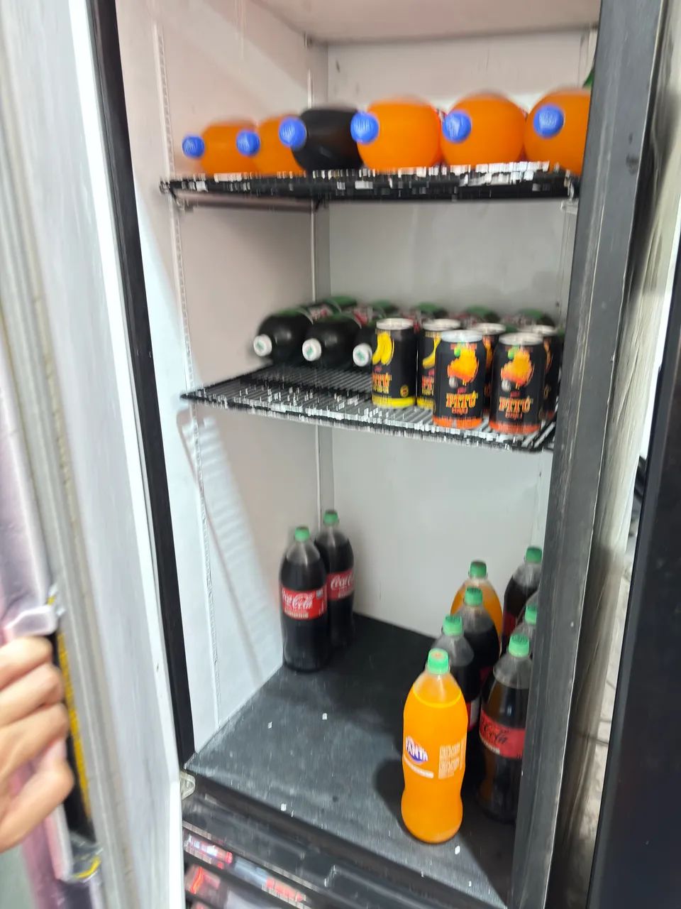  Vendo 3 Equipamentos para Comércio - Geladeira, Freezer e Cervejeira - Foto 4