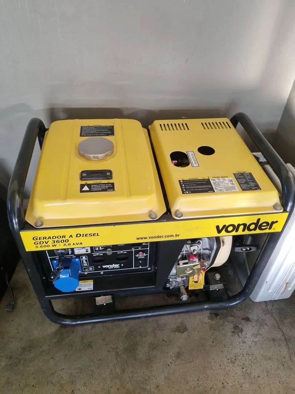 gerador de energia a diesel com partida elétrica de 3.700 watts nunca usado  - Foto 3