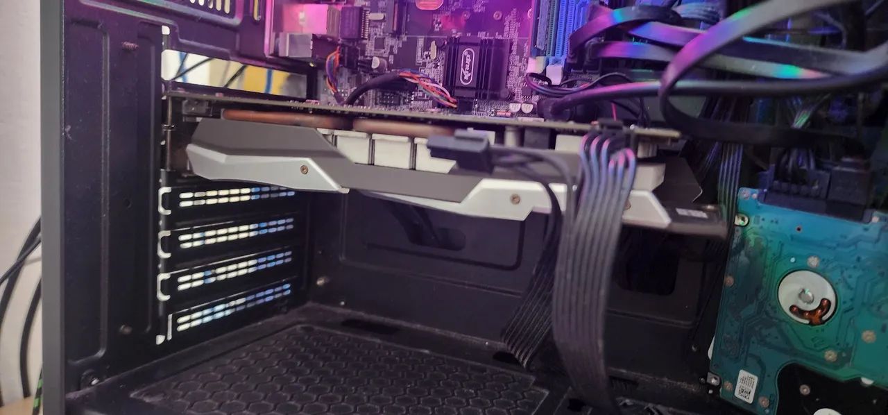 GTX 1060  - Foto 3