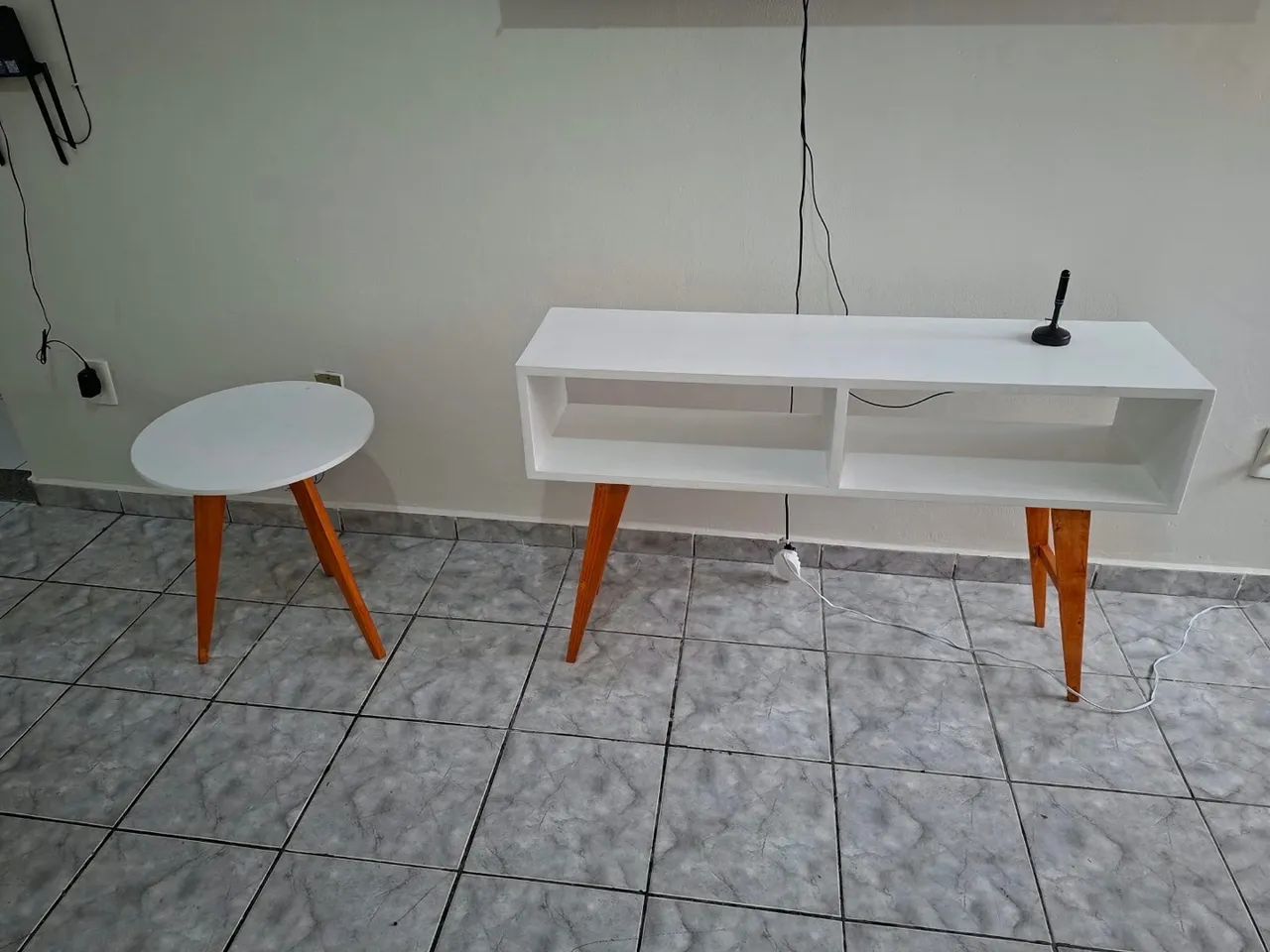 Vende-se, Conjunto sala: Rack TV + Mesa de Apoio 