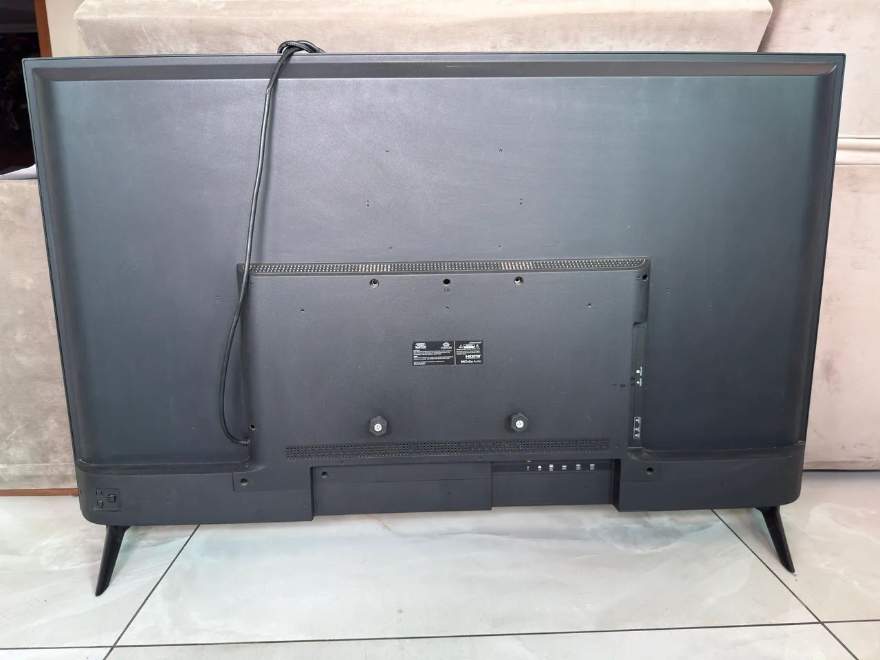 TV VIZZION 50 polegadas LE50UHD20 COM DEFEITO - Foto 2
