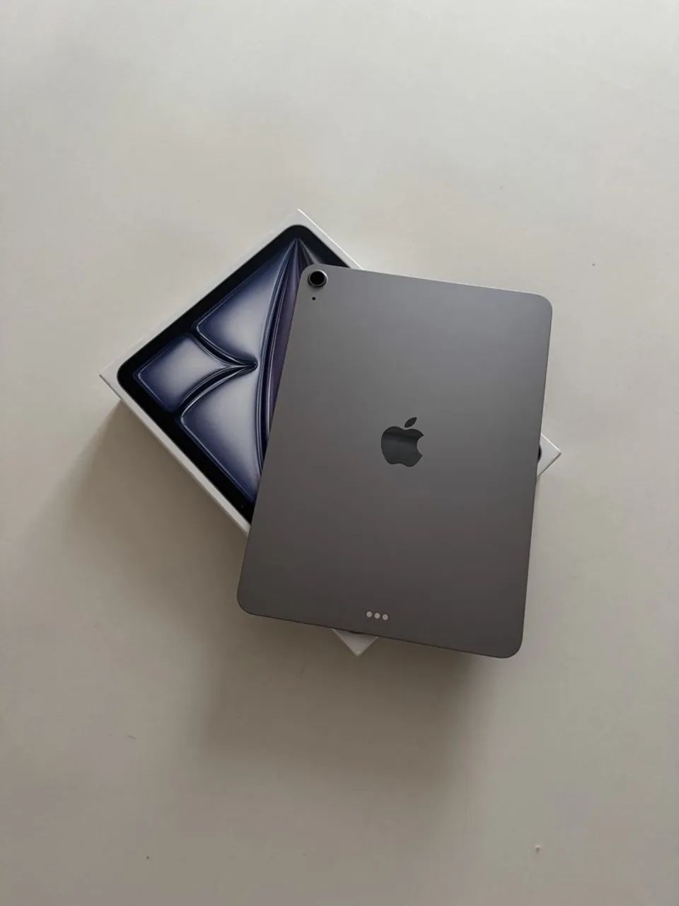 iPad Air M4 11pol 128GB LACRADO