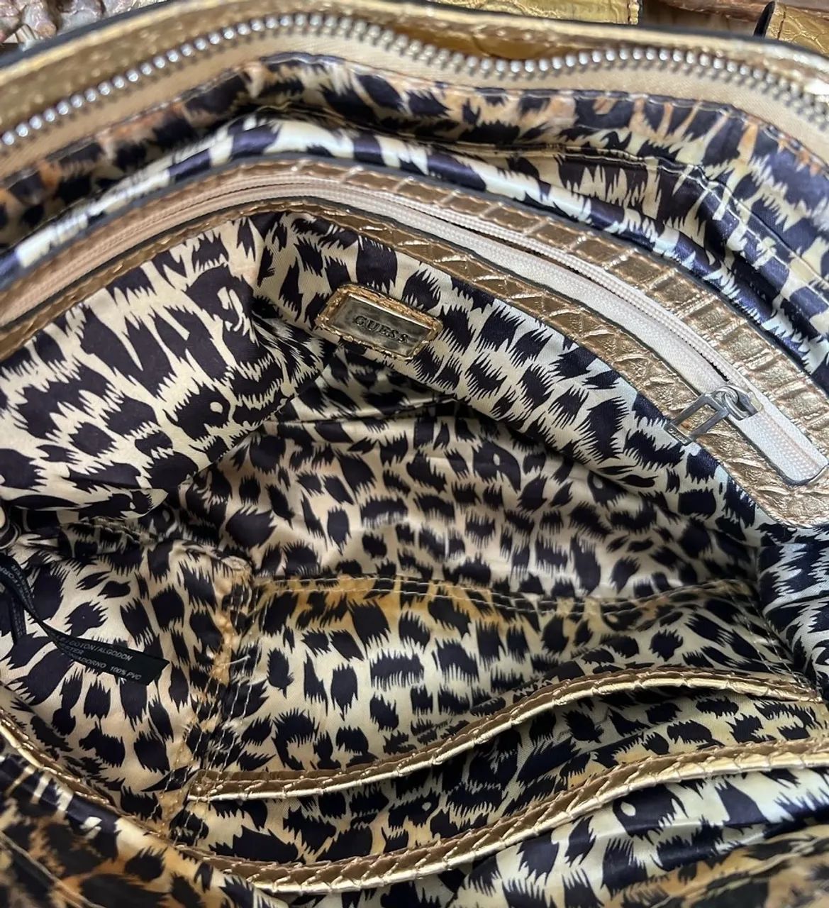 bolsa guess preta - Foto 4