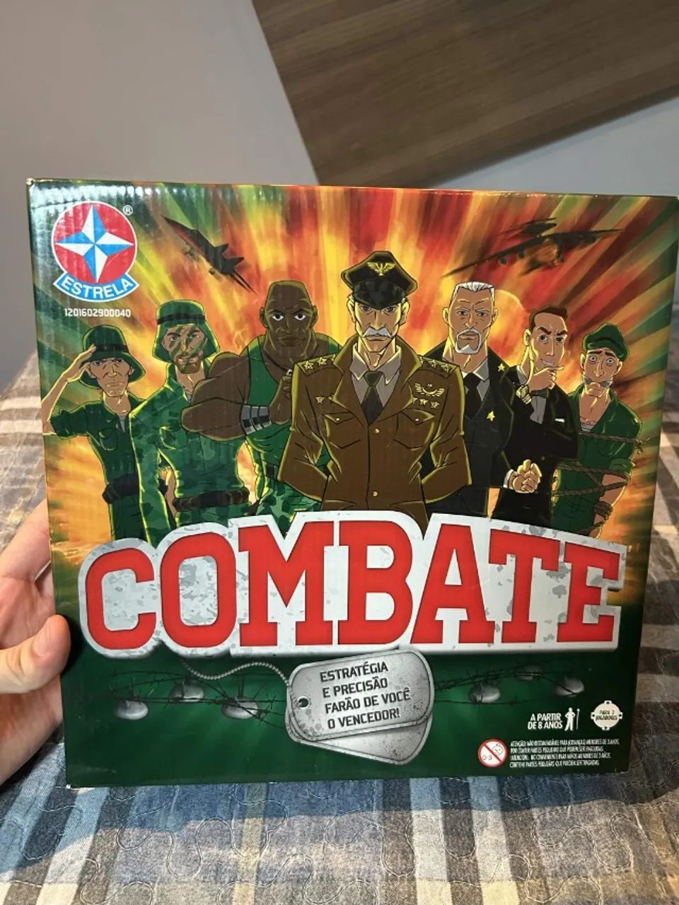 Jogo de tabuleiro Combate 