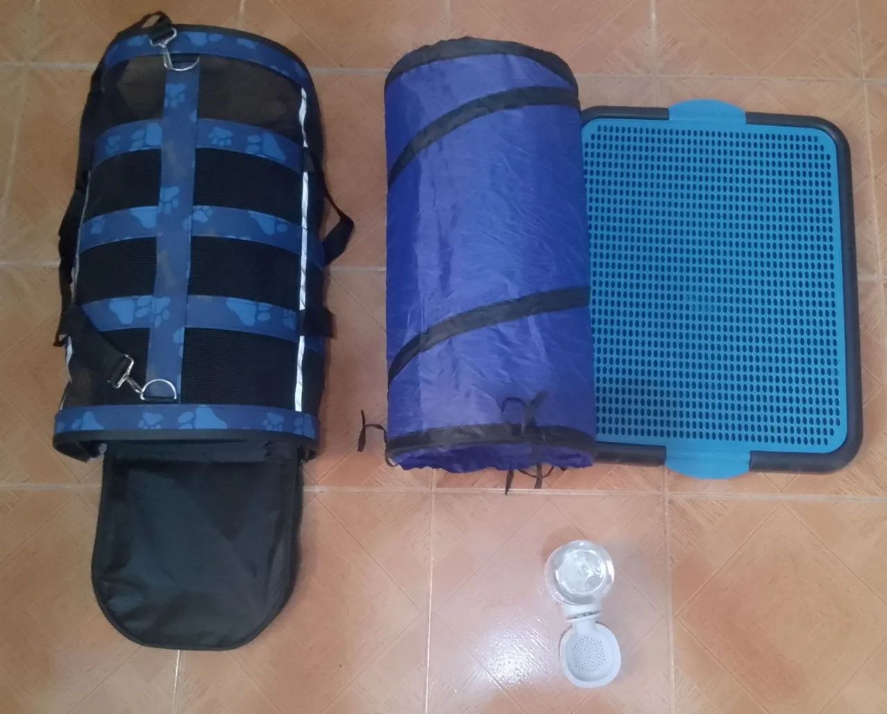 Kit para pet: Bolsa, túnel, bebedouro e tapete