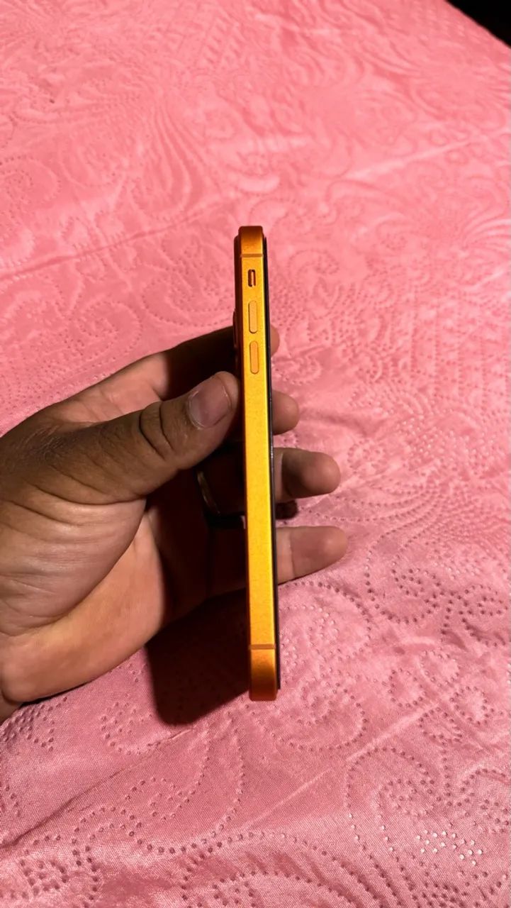 Vendo iPhone 11 sabor 17 pro  - Foto 3