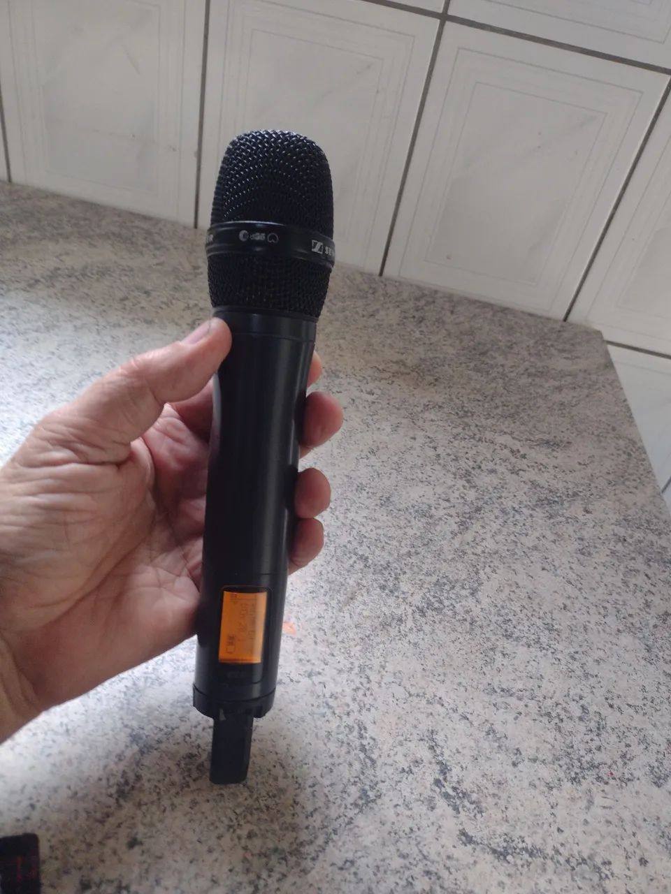 MICROFONE SENNHISER E835(SÓ BASTÃO ) - Foto 3