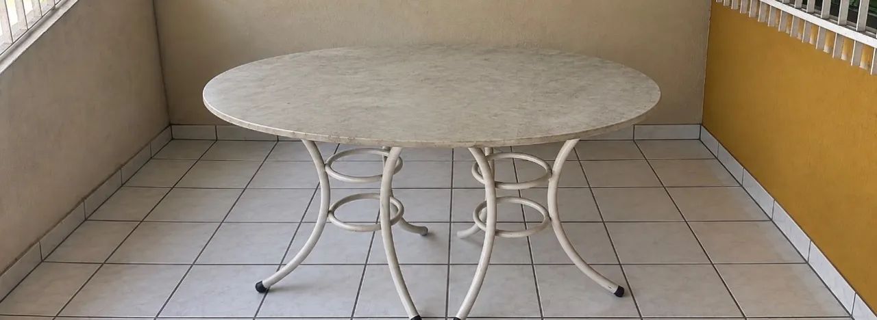 Mesa de jantar redonda 