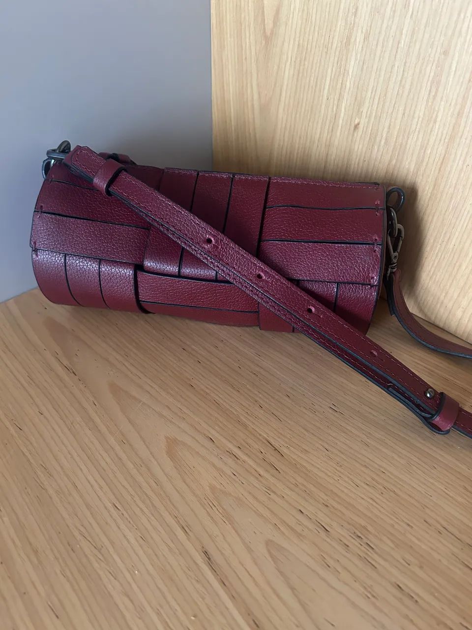 Bolsa Elisa Atheniense 100% couro - Foto 3