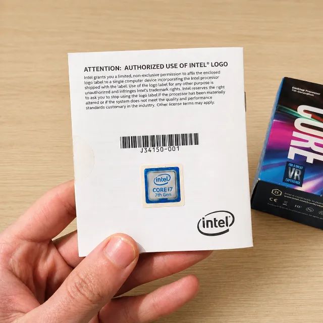 Intel Core i7-7700K 4.2GHz LGA1151 + Caixa e Manual