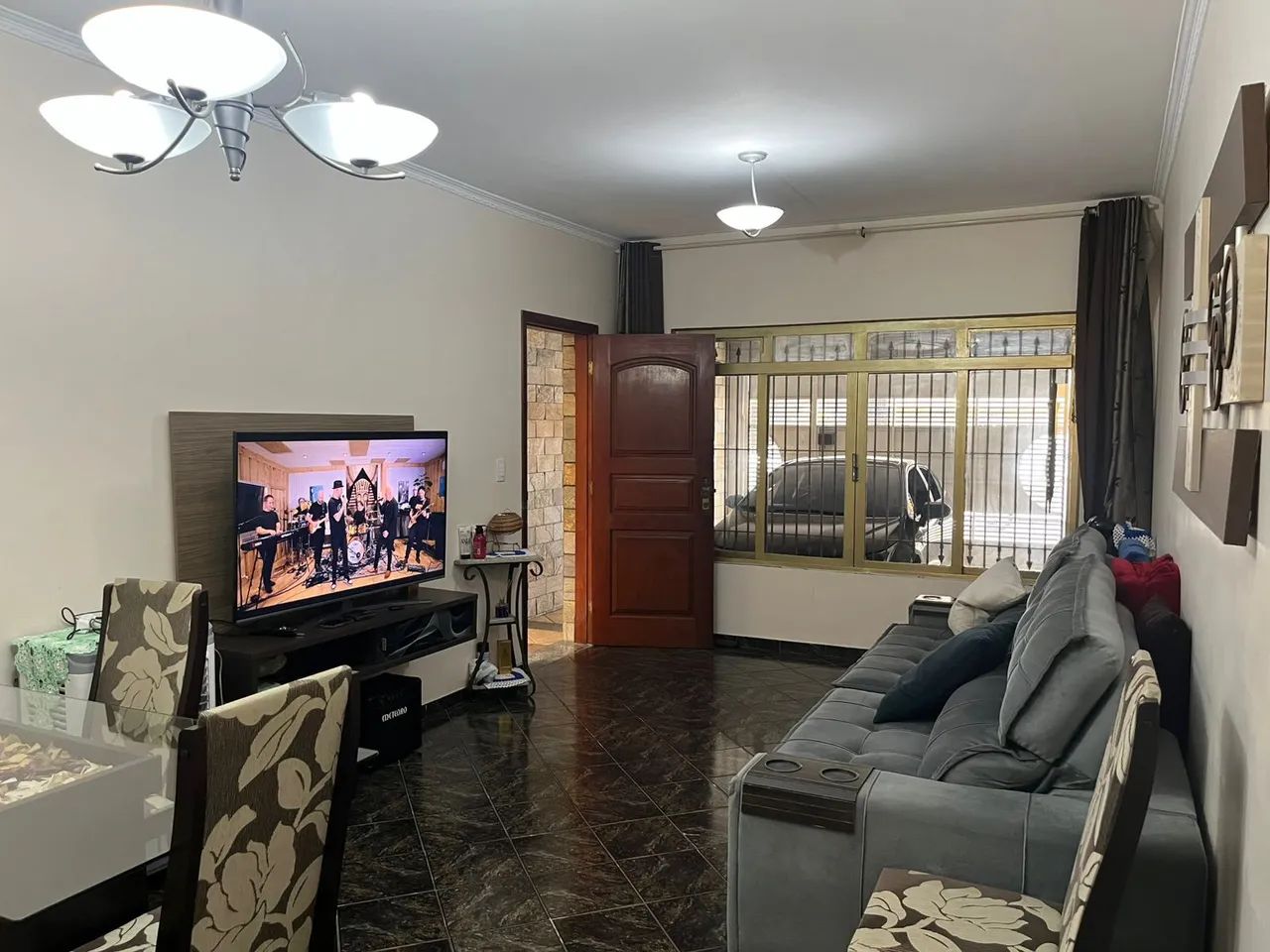 Sobrado 220m² 4 Dormitórios 2 Suites  2 vagas - Ferraz de Vasconcelos  - Foto 4