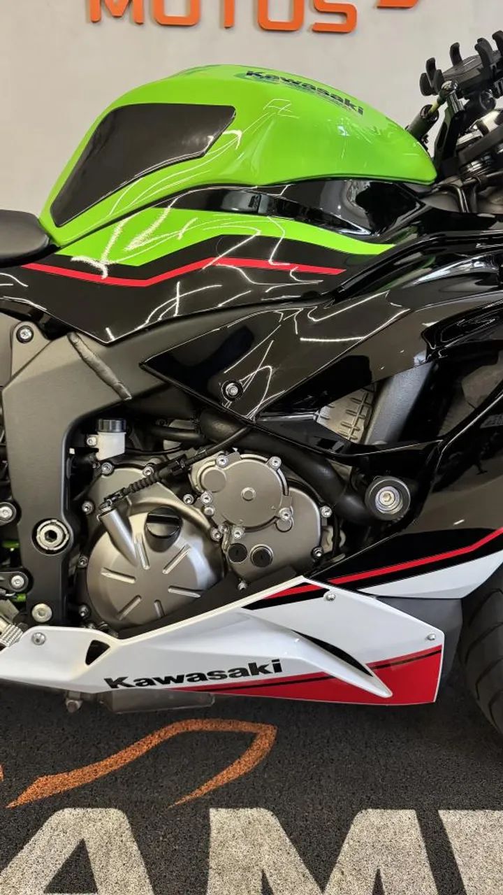 Kawasaki Zx-6r 636cc 2022 - 1497813482 | OLX