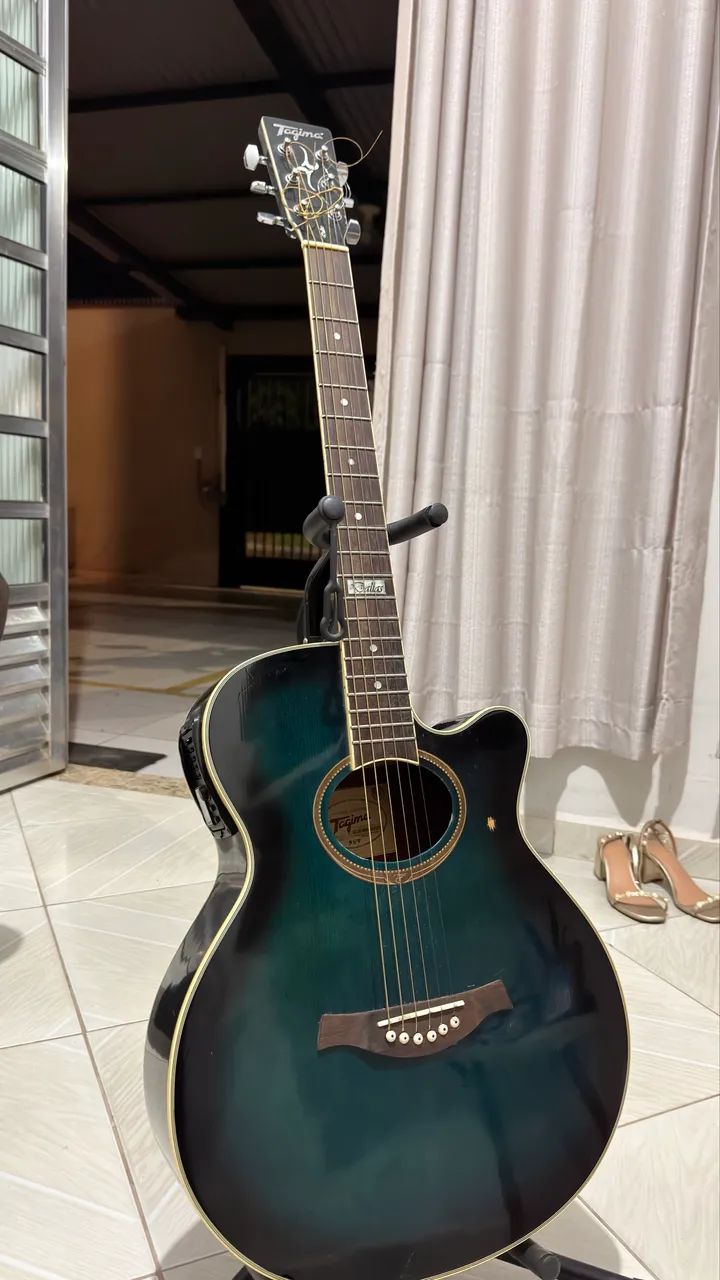 Violão Tagima (cor azul)