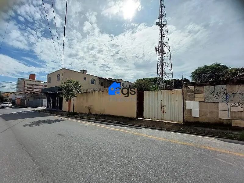 Terreno em Santa Inês com 820 m² . - Foto 4