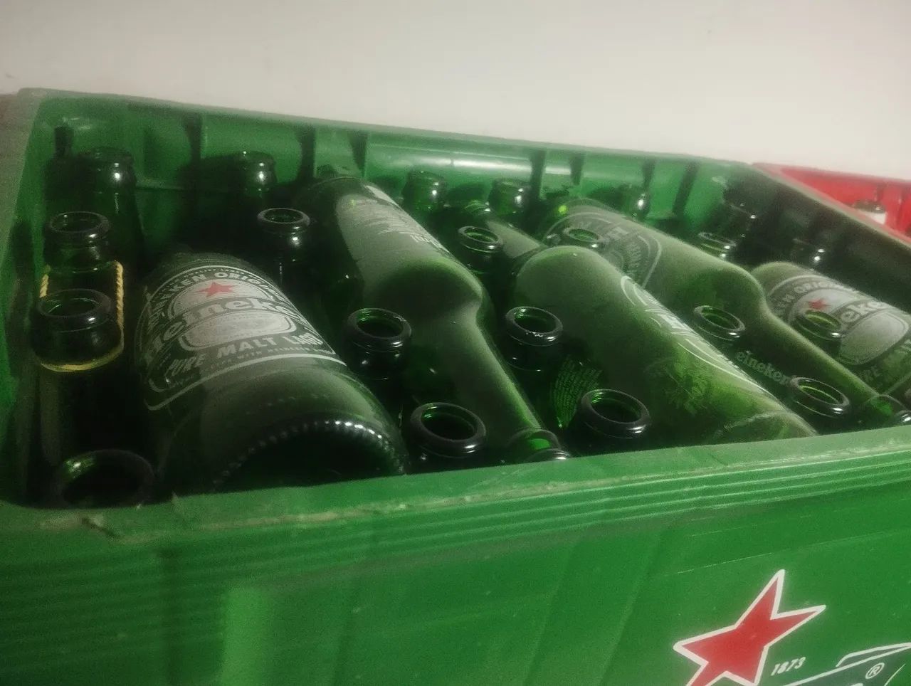 10 engradados de cervejas com 240 garrafas - Foto 4