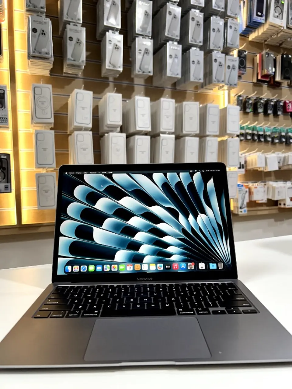 MacBook Air M1 2020 8/256Gb - Notebooks - Parque Jacaraípe, Serra
