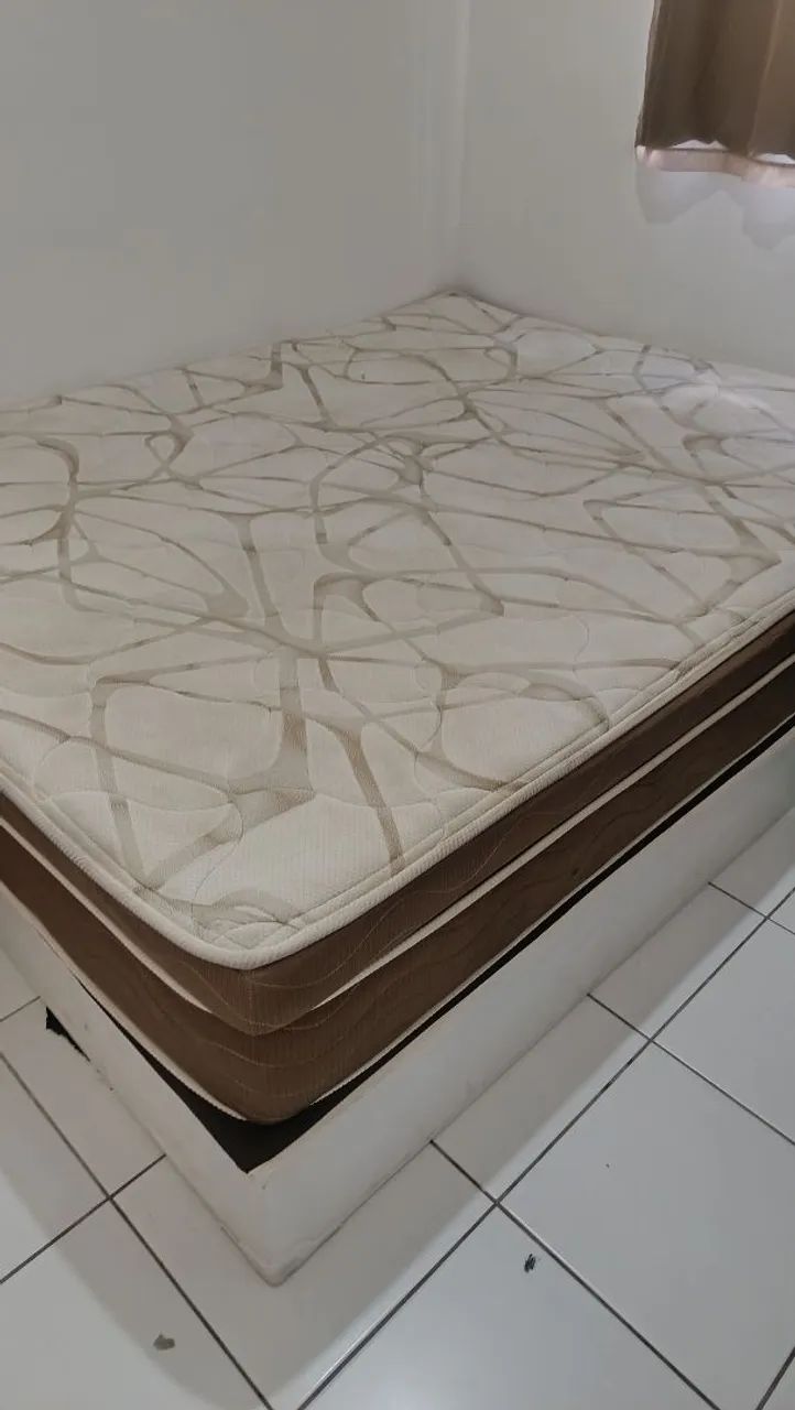 Cama Queen usada - Foto 3