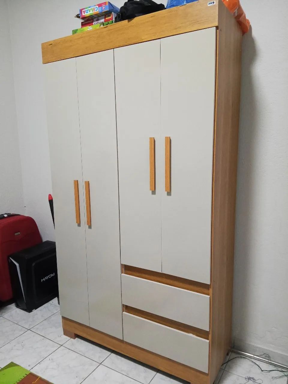 Guarda roupas de solteiro - Foto 3
