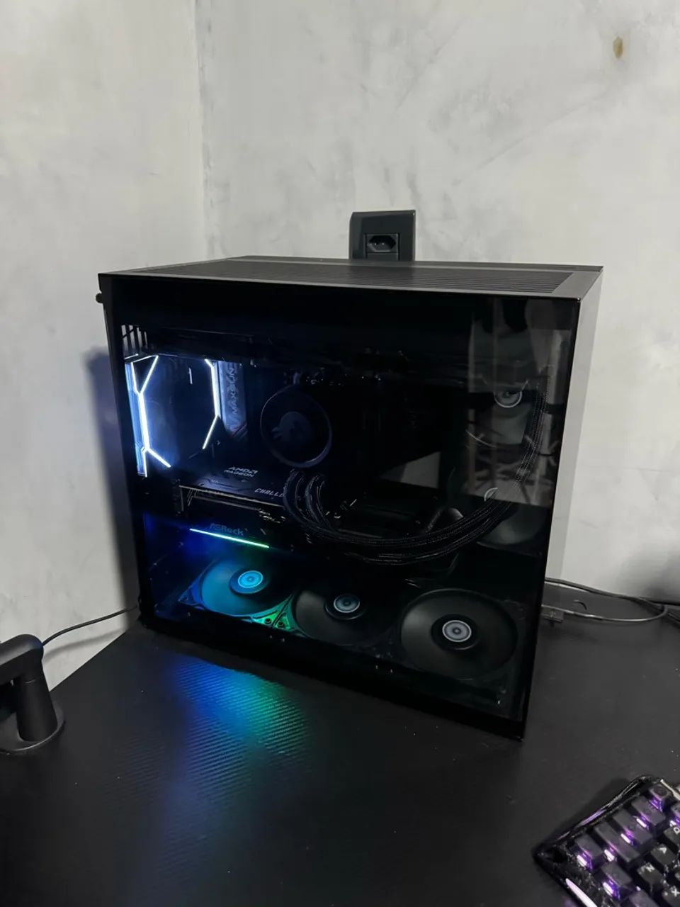 Gabinete Lian Li Dynamic V2 Flow  - Foto 4