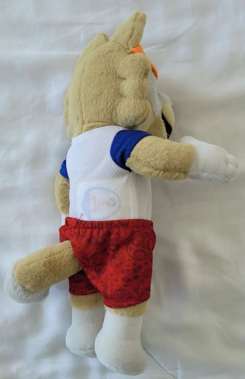 Pelúcia do Mascote da Copa da Rússia - Foto 2