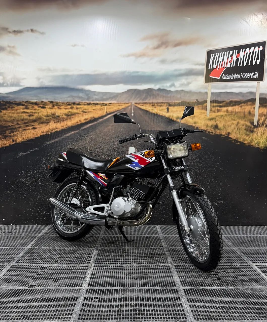 YAMAHA RD 135 1996