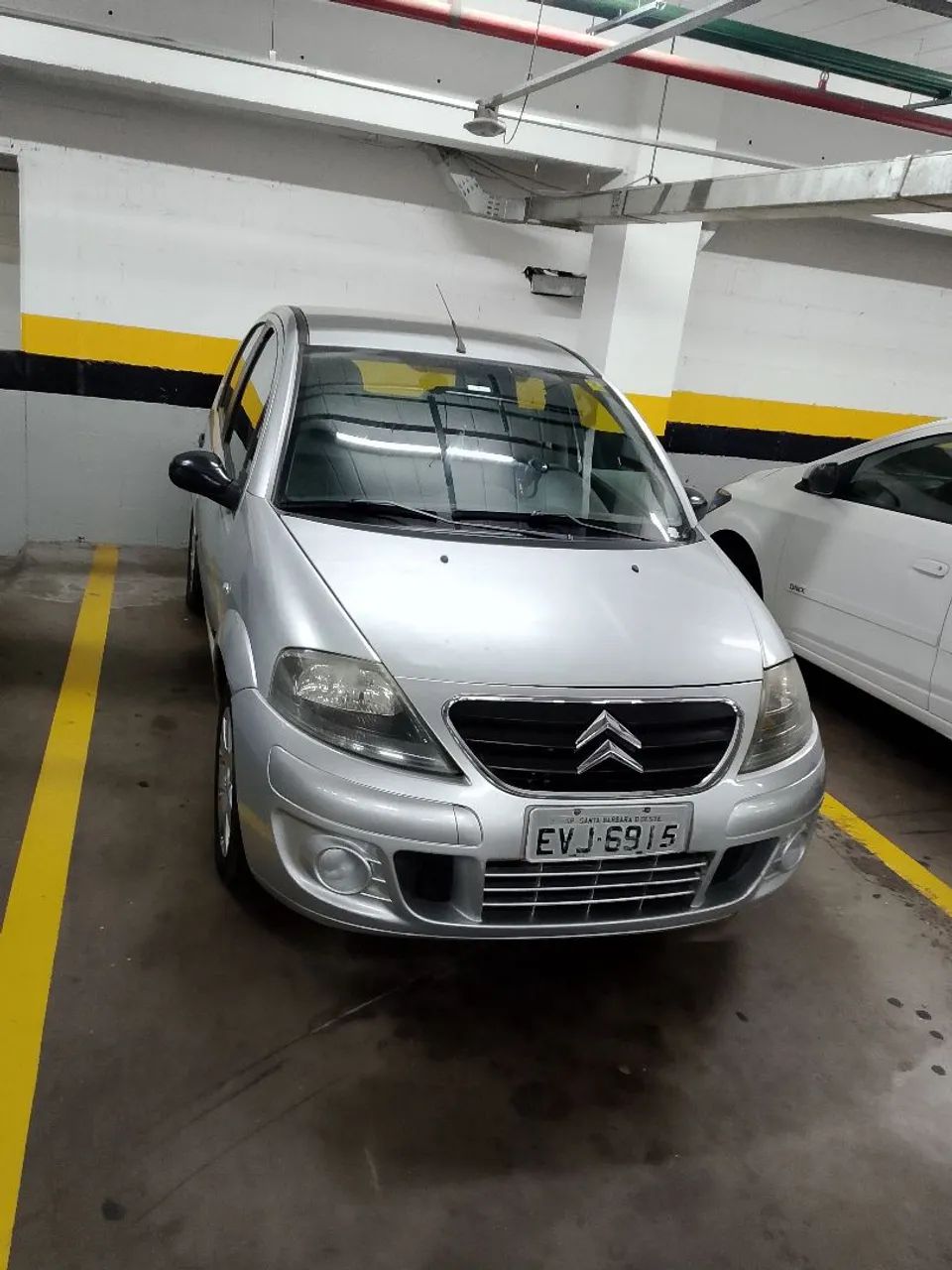 Citroën C3 GLX 1.4/ GLX SONORA 1.4 FLEX 8V 5P 2012