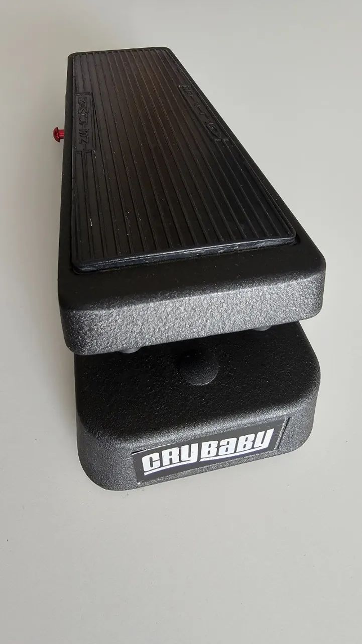 Pedal Jim Dunlop 95q Cry Baby Wah Automático - Instrumentos
