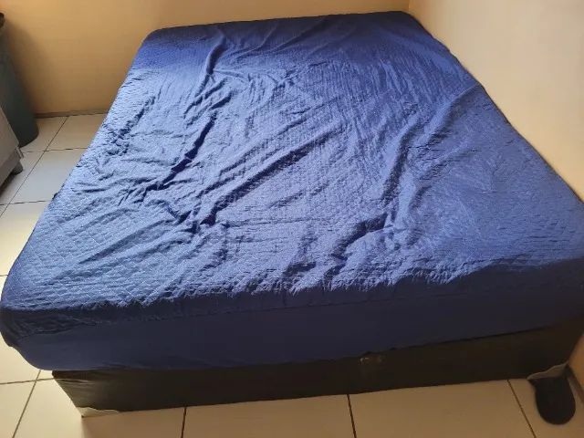 Cama de casal com base de madeira  - Foto 3