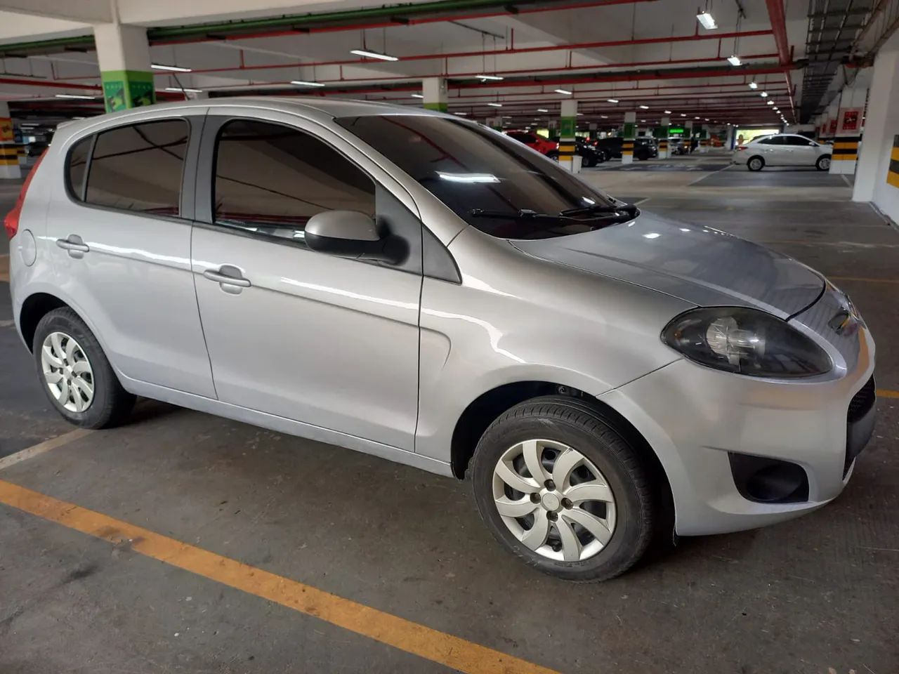 Fiat Palio Attractive 1.0 EVO Fire Flex 8V 5P 2015 - Foto 5