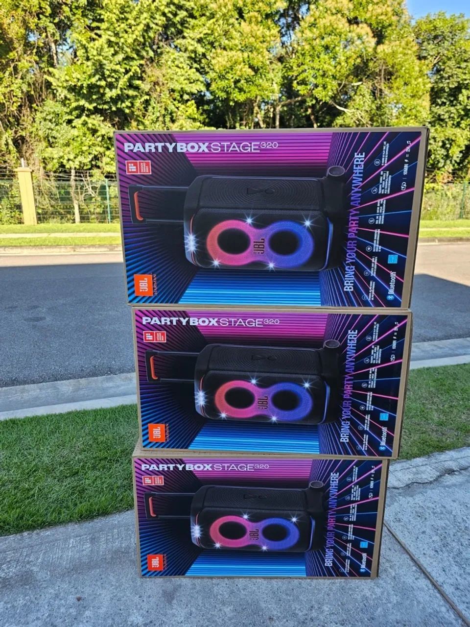 JBL320 Paraty Box 