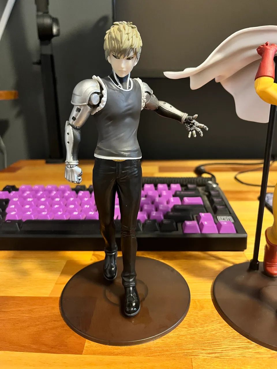 Action figure do Genos de One Punch Man original bandai C/caixa - Foto 2