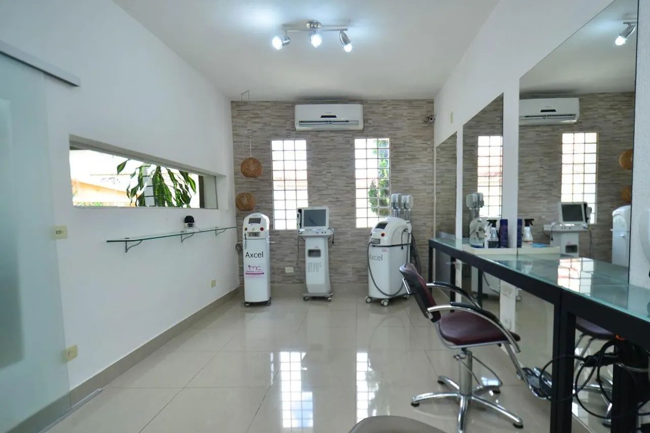Casa à Venda - Esplanada, 4 Quartos, 300 m2 - Foto 4