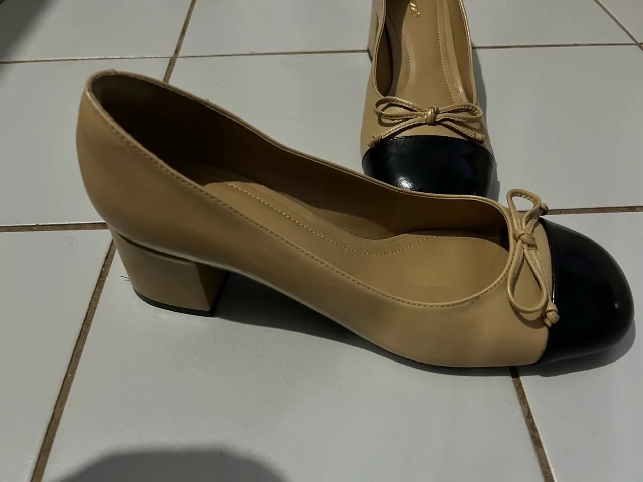 Sapato boneca Arezzo  - Foto 2