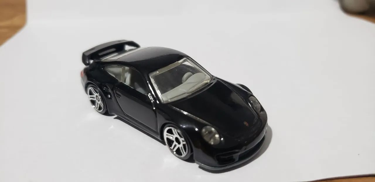 Hotwheels porche 911 gt2