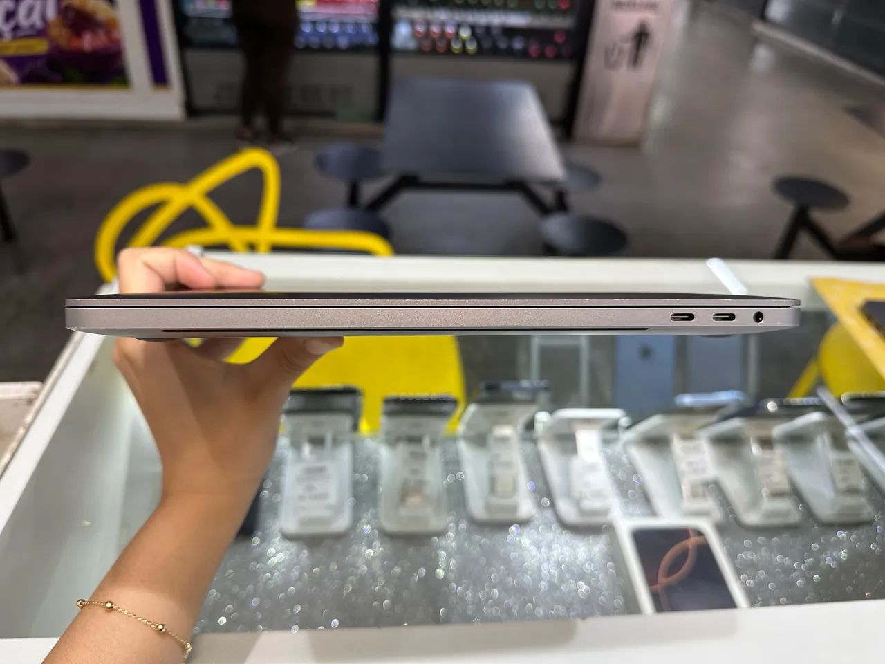*MacBook Pro 2019 8- Core 1TB 16Ram 16 Polegadas - Garantia- Loja física  - Foto 4