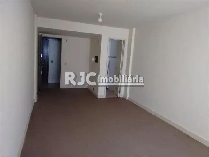 Comercial/Industrial de 28 metros quadrados no bairro Centro