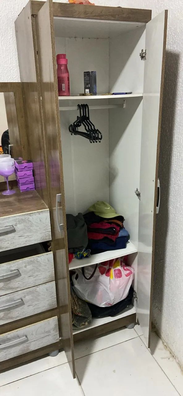 Guarda roupas de solteiro  - Foto 2