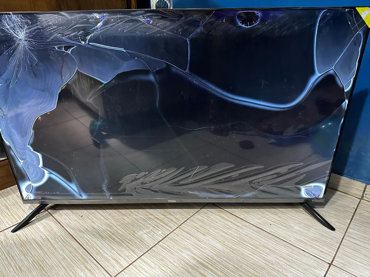 TV Philco 50 polegadas quebrada  - Foto 3