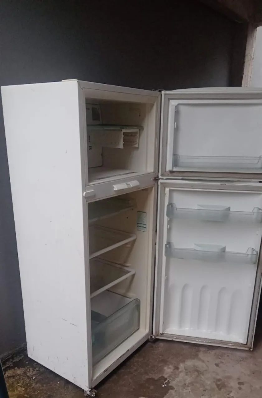 Geladeira consul bivolt  - Foto 2