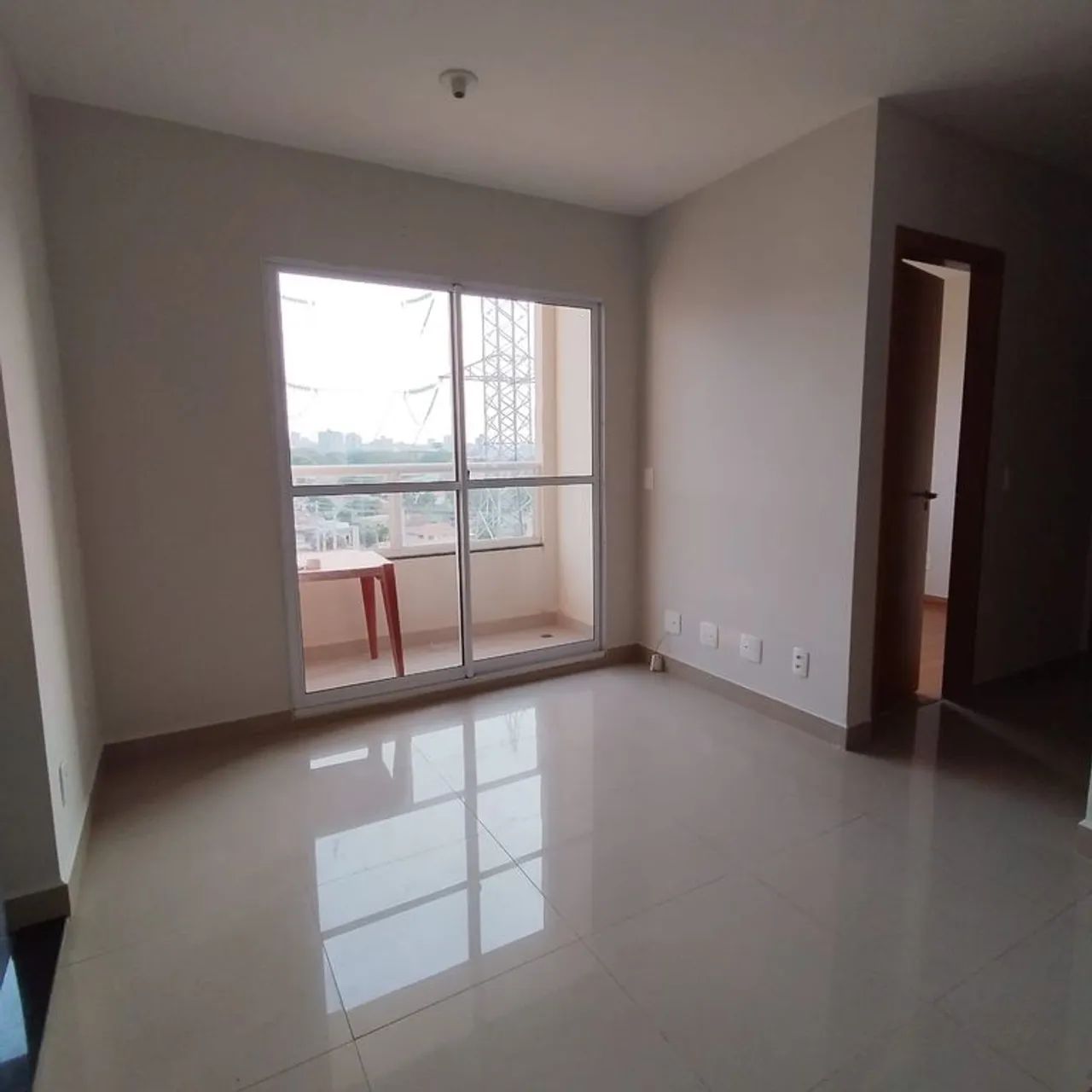 Apartamento à VendaResidencial Martinelli 8º Andar com Sacada e Churrasqueira - Foto 3