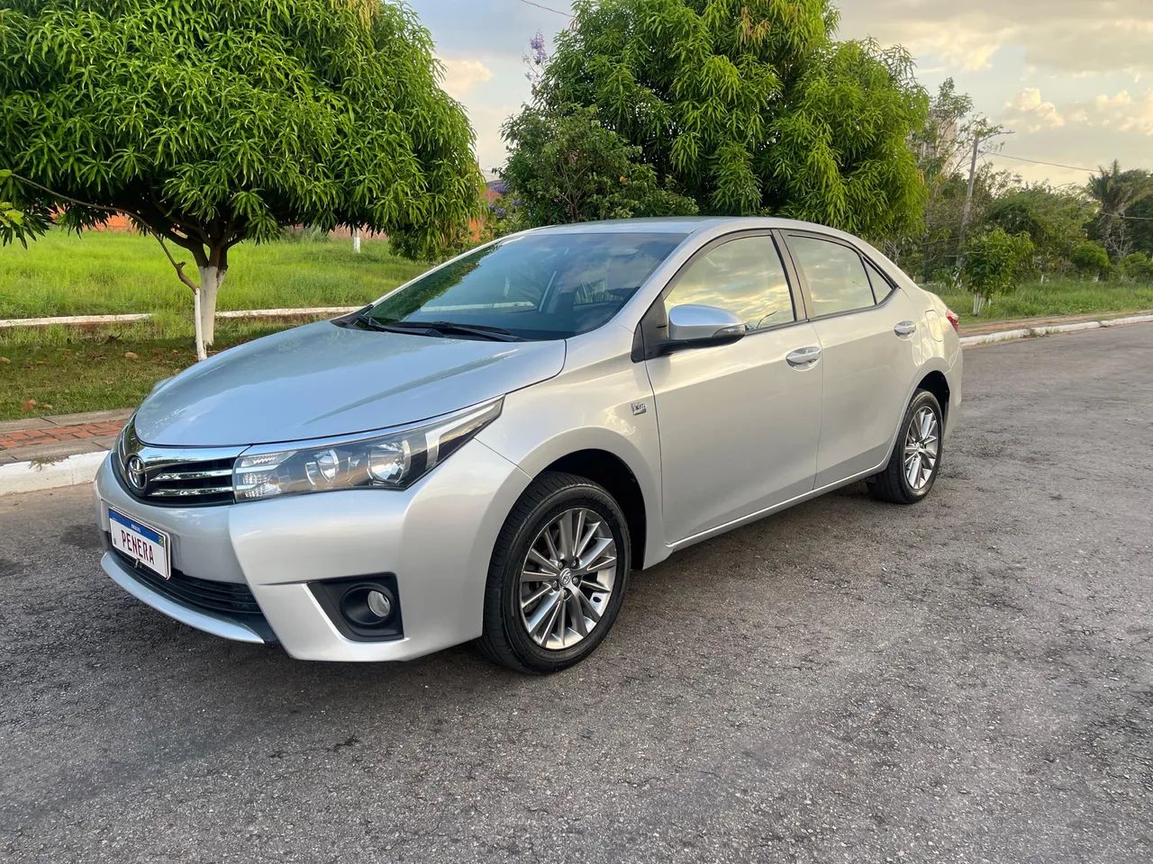 Toyota Corolla XEI 2.0 Flex 16V Aut. 2016
