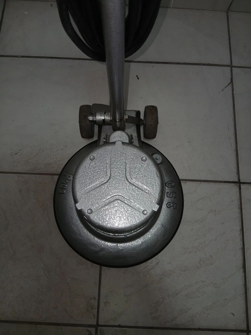 Vendo enceradeira 350  - Foto 2
